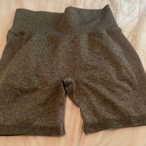 Grey Scrunch Shorts Medium
